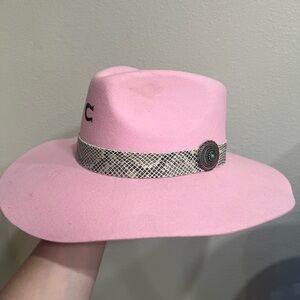 Women’s Charlie Horse pink hat!